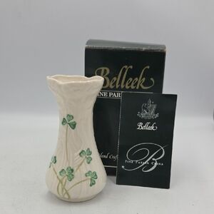 Belleek Vintage Ivory Vase with Emerald Clover Accents